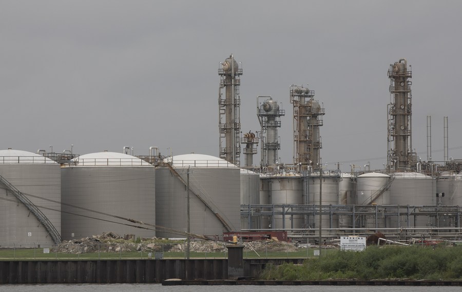 Cơ sở dầu khí ở ở La Porte, Texas, Mỹ. Ảnh: Xinhua