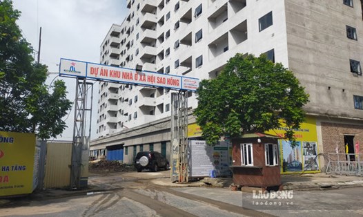 Dự án nhà ở xã hội Sao Hồng được gấp rút xây dựng sau 9 lần trễ hẹn bàn giao. Ảnh: Trần Tuấn