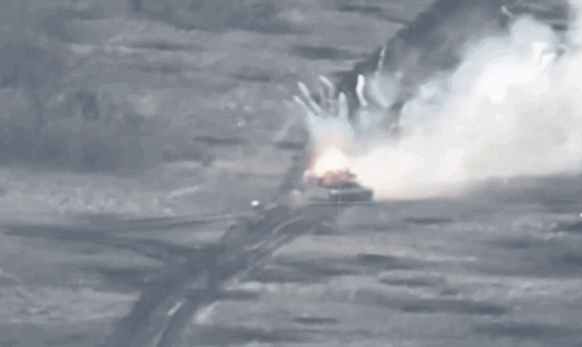 Tên lửa Nga bắn cháy xe tăng Abrams Mỹ ở Ukraina. Ảnh cắt từ video