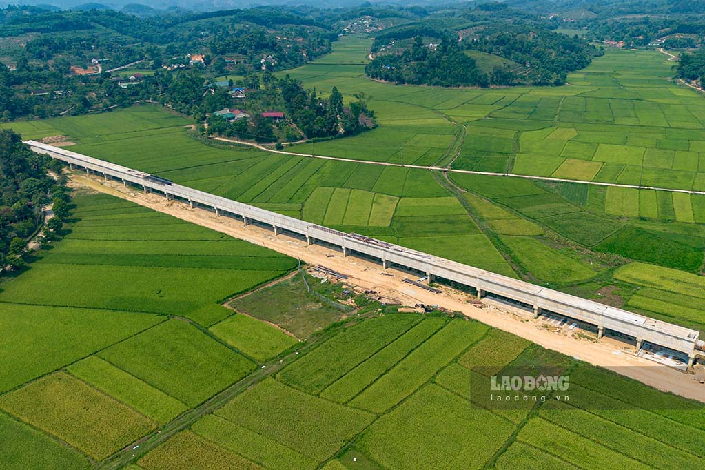 Tuyến kênh Cầu Động đang dần được hoàn thiện. Dự kiến khi đưa vào sử dụng, phục vụ nguồn nước tưới sản xuất nông nghiệp cho người dân hai huyện Vũ Quang và Hương Sơn. Đồng thời hỗ trợ nhân dân ổn định cuộc sống.