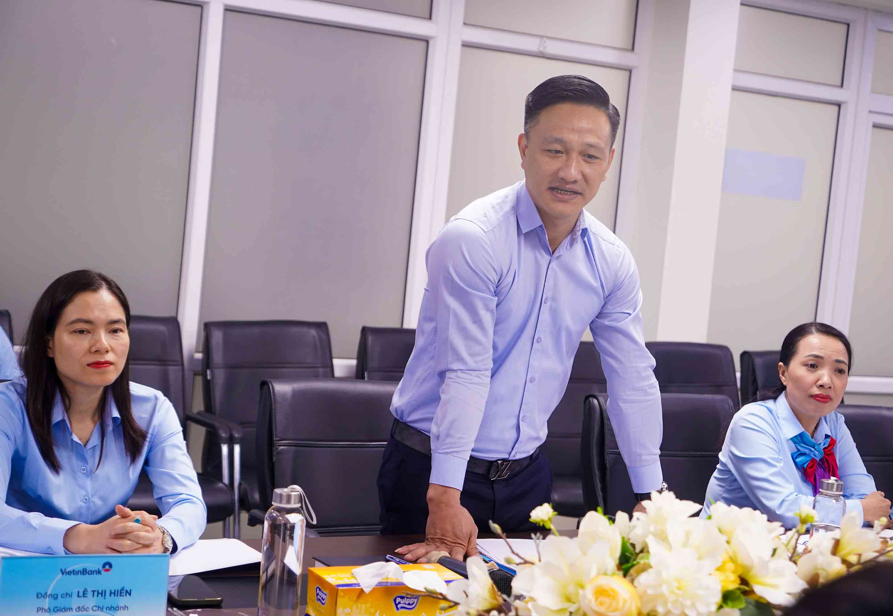 Ông Trần Hoài Nam – Giám đốc Ngân hàng VietinBank – Chi nhánh Nghệ An   phát biểu. Ảnh: Duy Chương.