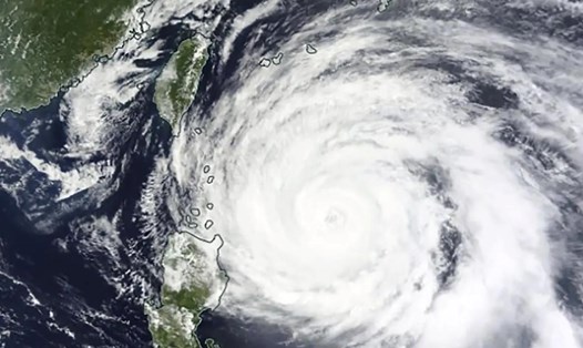 Ảnh vệ tinh bão Mawar ở Philippines ngày 29.5.2023. Ảnh: NASA