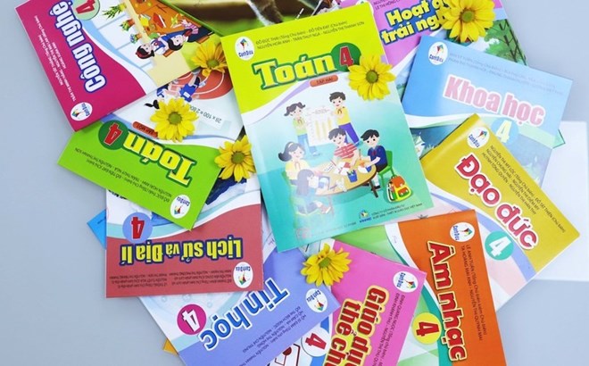 Công bố giá sách giáo khoa Cánh Diều năm học 2024 - 2025. Ảnh: Vân Trang