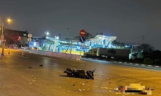 Hiện trường vụ tai nạn đêm 4.4 tại phường Anh Dũng, quận Dương Kinh. Ảnh: Page Hải Phòng