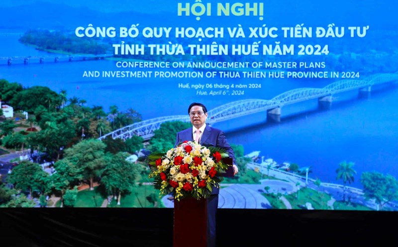 Thủ tướng nhấn mạnh, Thừa Thiên Huế cần chú trọng, tập trung thực hiện "1 trọng tâm, 2 tăng cường, 3 đẩy mạnh" khi triển khai các quy hoạch. Ảnh: Phúc Đạt.