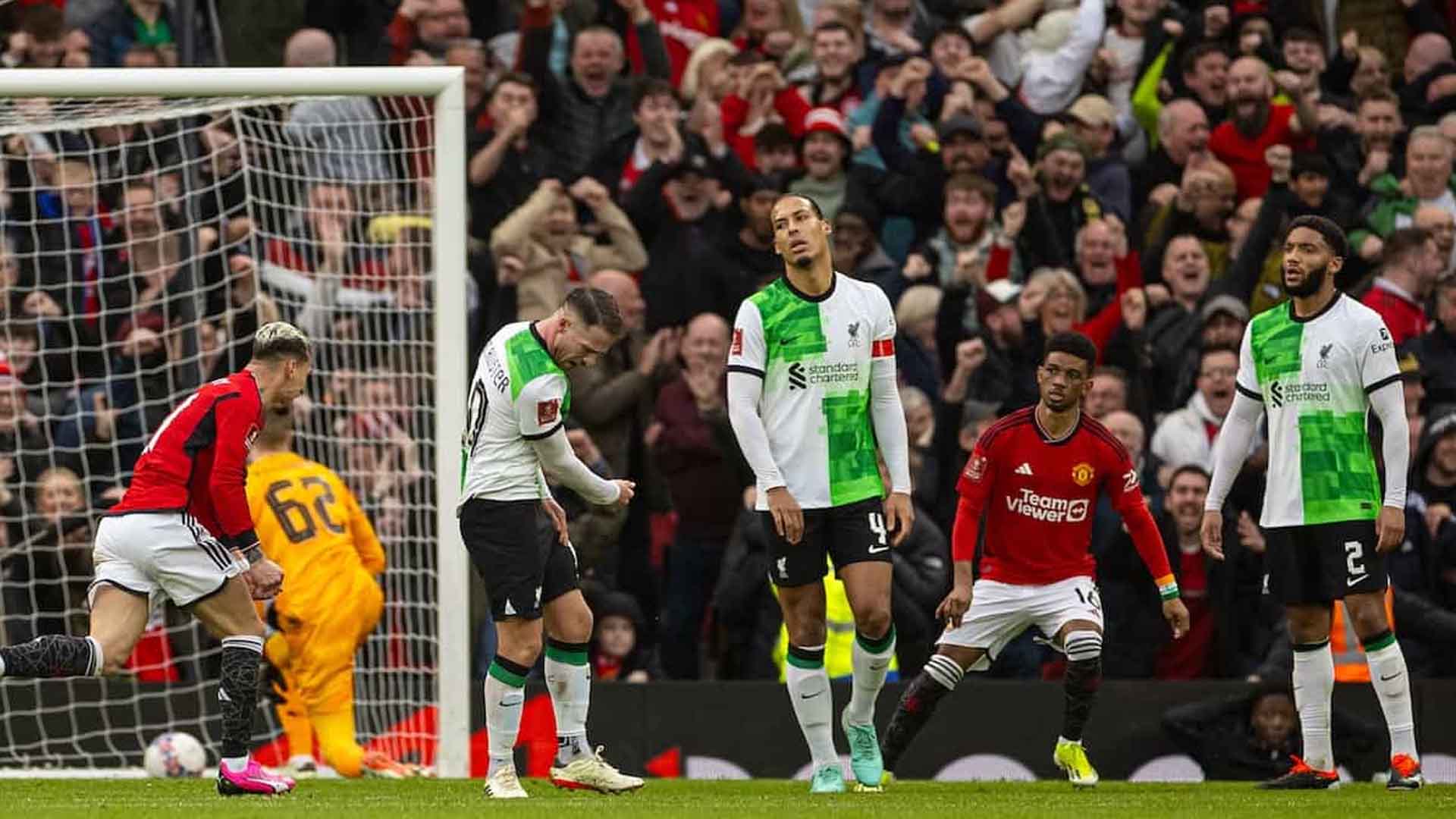 Liverpool vừa thất bại trước Man United ở tứ kết FA Cup sau màn rượt đuổi tỉ số nghẹt thở. Ảnh: This is Anfield