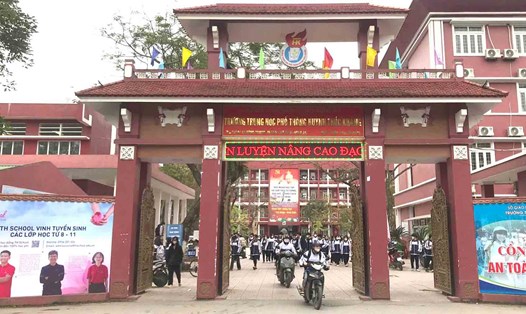 Trường THPT Huỳnh Thúc Kháng (TP Vinh, Nghệ An) được tăng chỉ tiêu tuyển sinh vào lớp 10 với số lượng 3 lớp trong năm học 2024-2025.  Ảnh: Hải Đăng