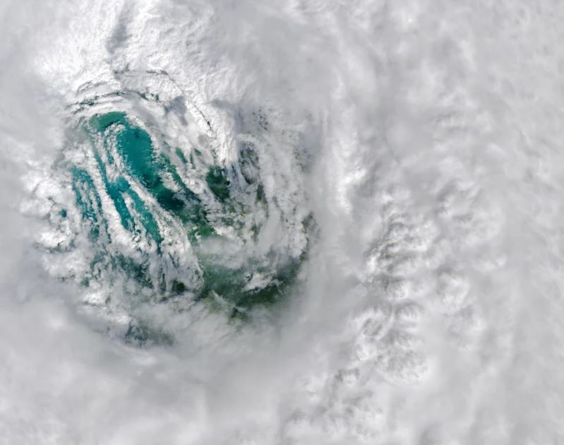 Mắt bão Ian 3 giờ trước khi bão đổ bộ Mỹ trong mùa bão 2023. Ảnh: NASA