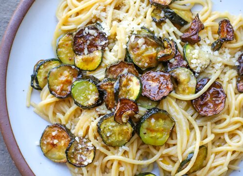 Mì Ý bí ngòi là sự lựa chọn hoàn hảo cho những ngày đầu tuần đầy bận rộn. Ảnh: Quốc Chung