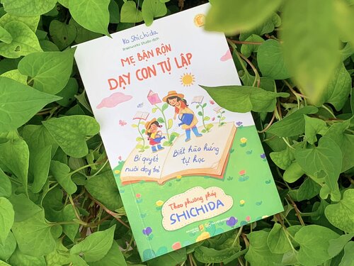 Sách "Mẹ bận rộn dạy con tự lập" do Nhà xuất bản Dân trí liên kết với Tân Việt Books phát hành. Ảnh: NXB 