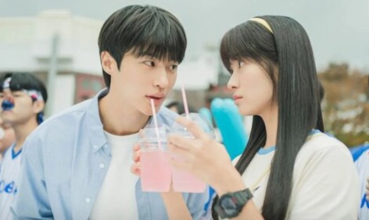 "Lovely Runner" đang là một trong những bộ phim truyền hình được khán giả mong chờ nhất mùa hè 2024. Ảnh: tvN