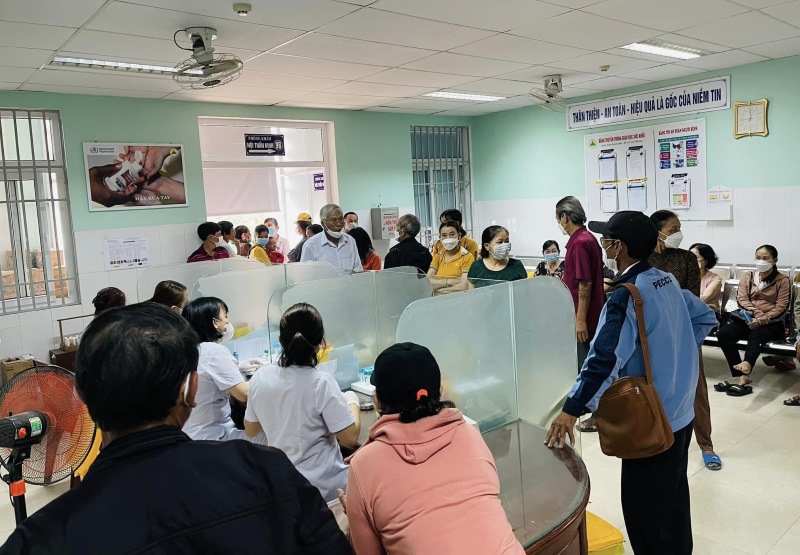 Bệnh viện Đa khoa khu vực miền núi phía Bắc Quảng Nam gặp khó khi 7 phòng mổ xây xong bỏ không gần 3 năm vì thiếu thiết bị. Ảnh: Hoàng Bin