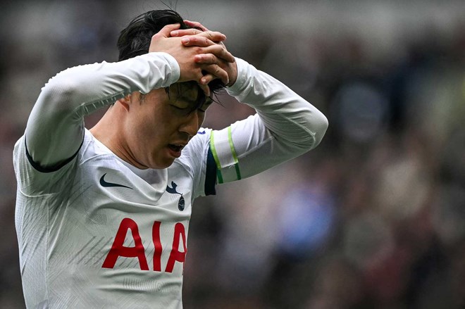Son Heung-min và các đồng đội vừa để thua đáng tiếc trước Arsenal.  Ảnh: AFP
