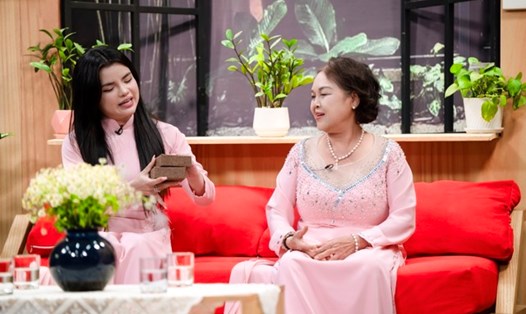 Nữ CEO Huỳnh Như Lam và mẹ chồng tại chương trình. Ảnh: MCV