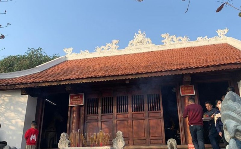 Đền Cờn hiện mang nhiều nét kiến trúc cuối thời Lê đầu Nguyễn. Ảnh: Phi Nguyễn