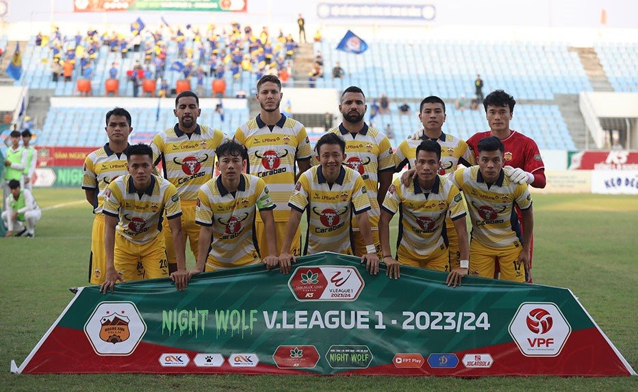 Hoàng Anh Gia Lai dần thay đổi với lối chơi thực dụng hơn, quyết liệt và thậm chí chủ động đá rắn. Ảnh: VPF