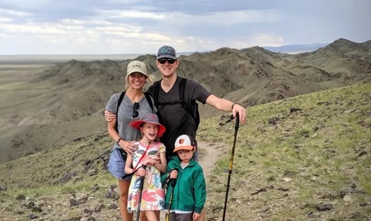 Gia đình Sullivans trong chuyến du lịch khám phá kéo dài một năm. Ảnh: Instagram nhân vật.