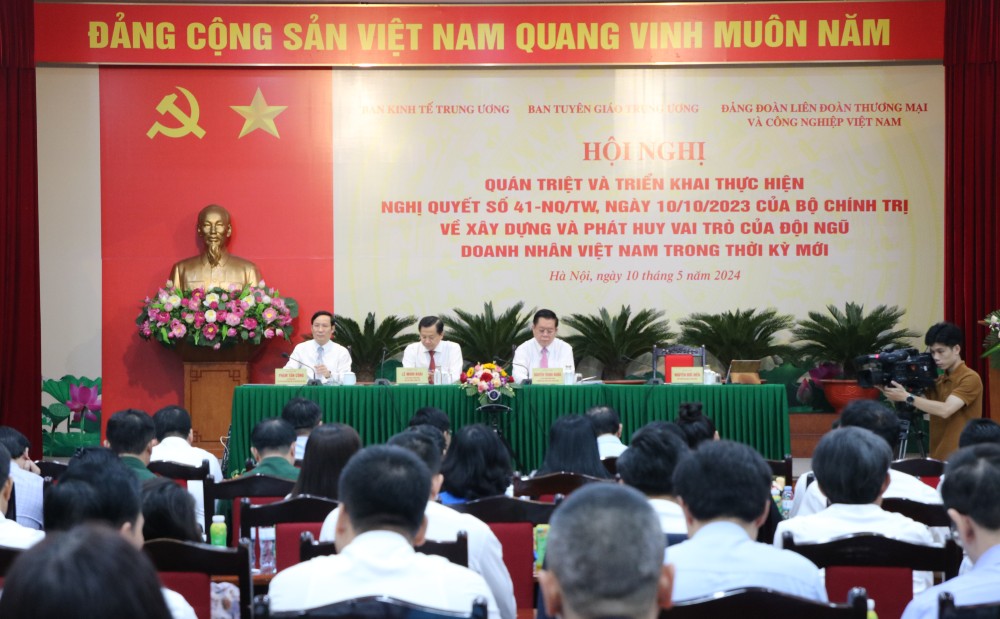 Toàn cảnh Hội nghị. Ảnh: T.Vương