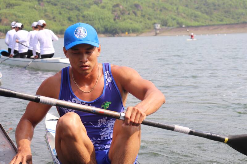 Giải Đua thuyền rowing và canoeing vô địch các tay chèo xuất sắc quốc gia năm 2024 diễn ra tại Đà Nẵng. Ảnh: Nguyễn Linh