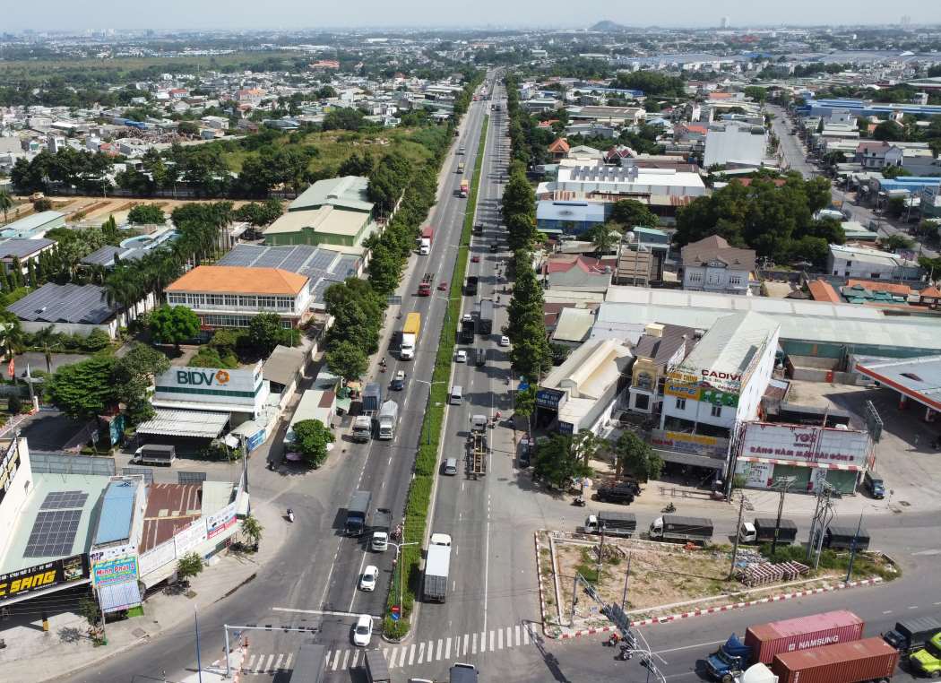 Đoạn 15,3km Vành đai 3 TPHCM trùng với đường Mỹ Phước Tân Vạn. Ảnh: Đình Trọng