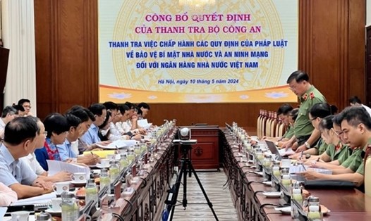 Buổi công bố quyết định của Thanh tra Bộ Công an đối với Ngân hàng Nhà nước. Ảnh: Chinhphu.vn