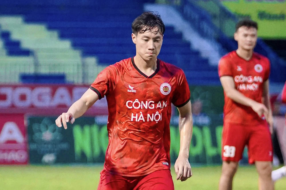 Tiền vệ Bùi Xuân Thịnh của câu lạc bộ Công an Hà Nội. Ảnh: CLB CAHN