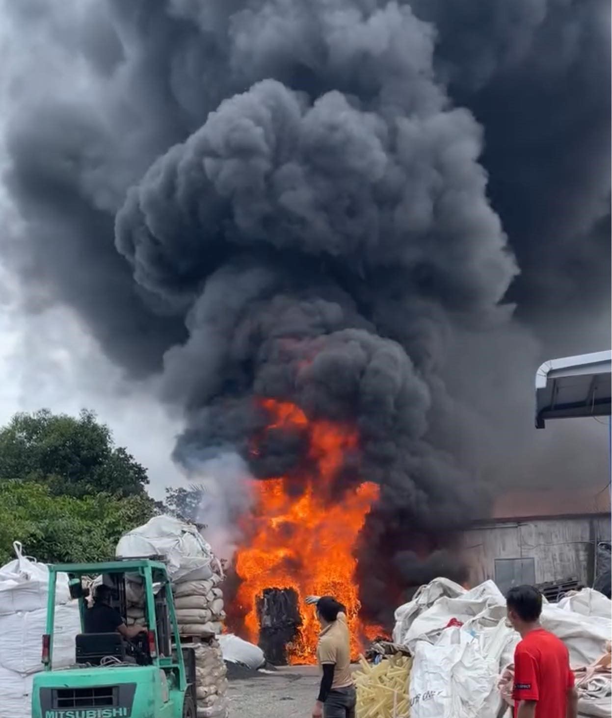 Hiện trường vụ cháy. Ảnh: Page Hải Phòng