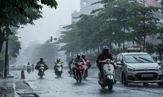 Dự báo Hà Nội trở mưa đêm nay 11.5. Ảnh: Tô Thế