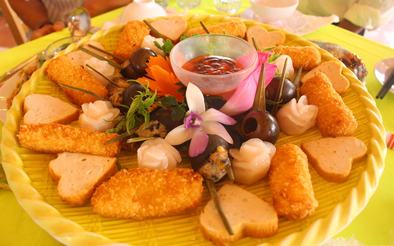 Món chả giò sen. Ảnh: Lâm Điền