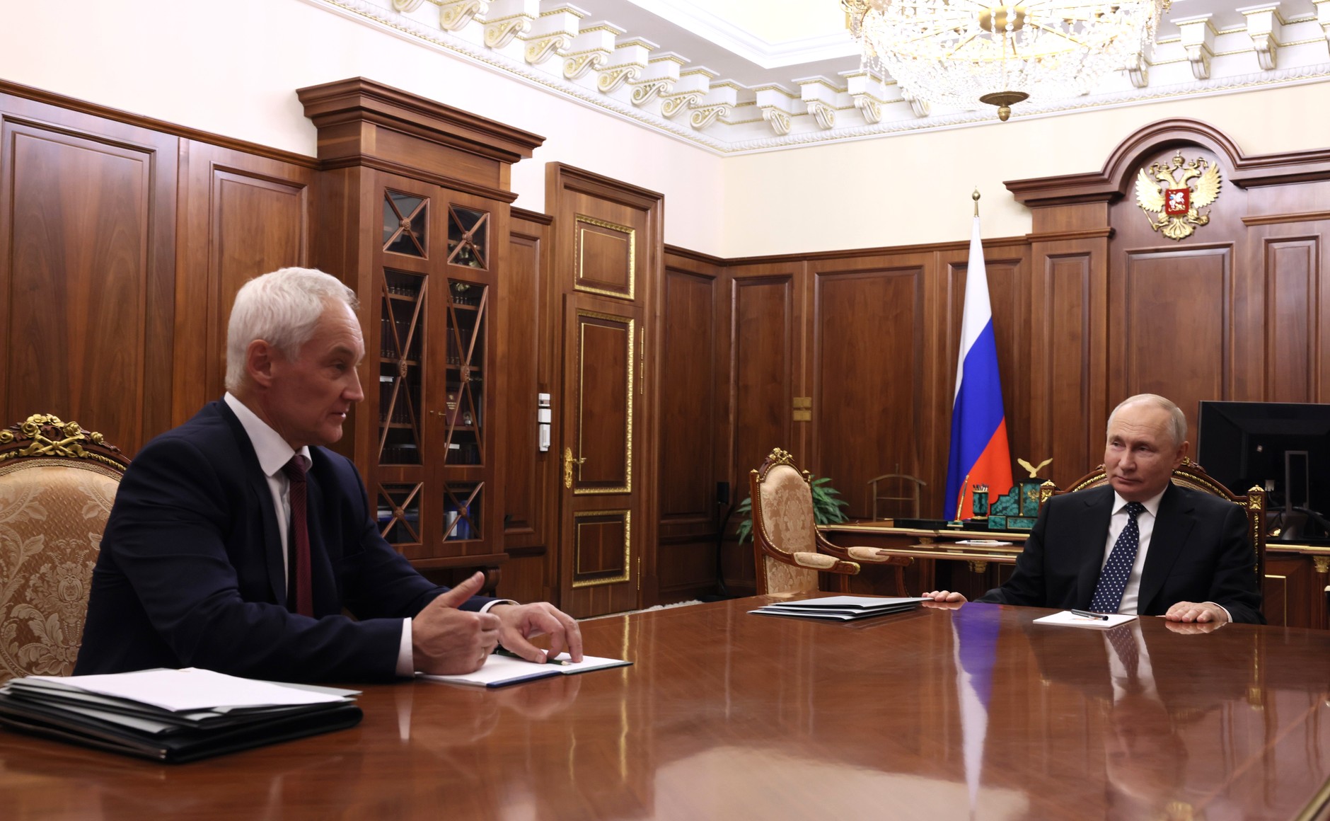 Tổng thống Putin và ​​Phó Thủ tướng thứ nhất Andrei Belousov trong cuộc gặp cuối năm 2023. Ảnh: Điện Kremlin