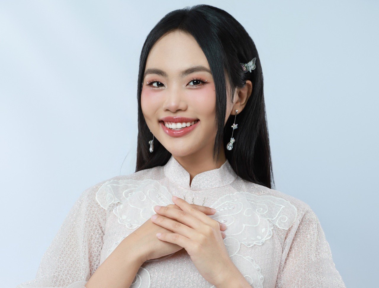 Phương Mỹ Chi làm sứ giả văn hóa  của Học viện cải lương. Ảnh: NSX.