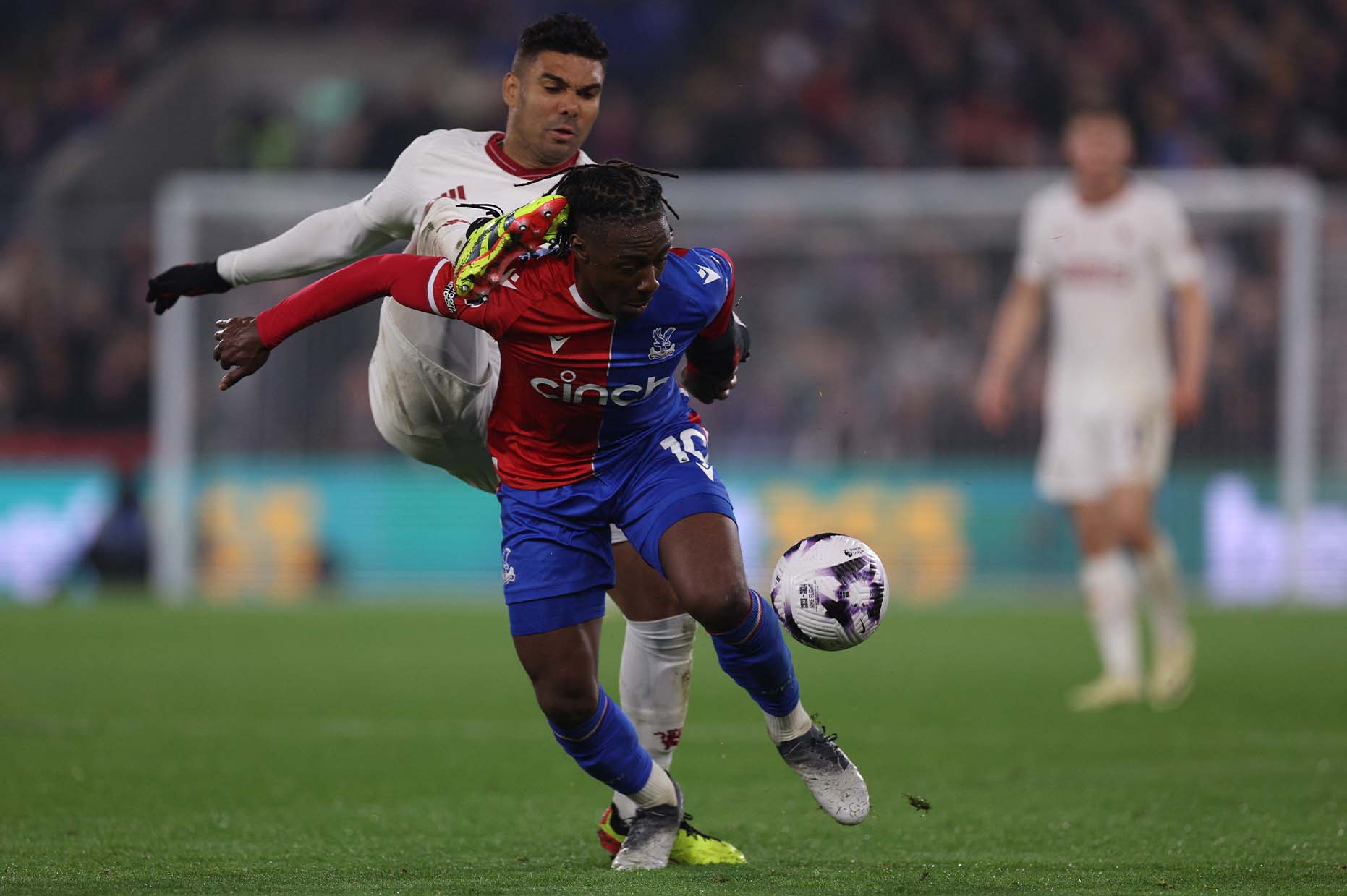 Trong 4 bàn thua của Man United trước Crystal Palace, Casemiro mắc tới 3 lỗi, 2 trực tiếp và 1 gián tiếp. Ảnh: AFP