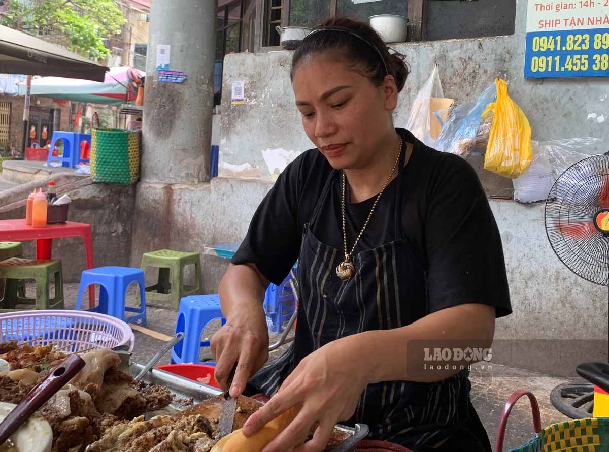 Bánh mì được làm ngay khi khách mua để 