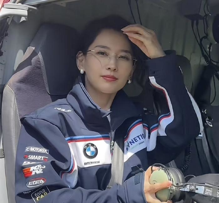 Nhan sắc xinh đẹp bạn gái mới của chồng cũ Chương Tử Di. Ảnh: Weibo.