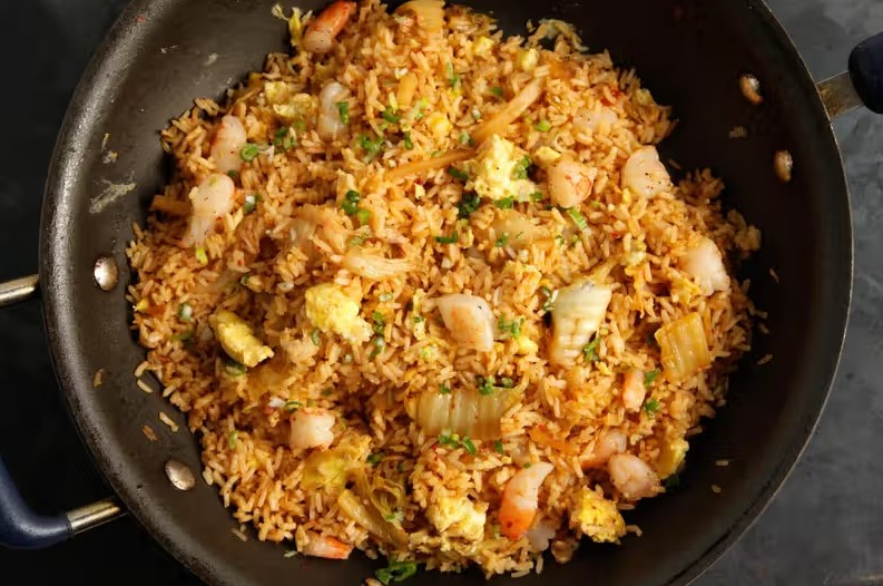 Cơm chiên kim chi hải sản là món ăn ngon và mang lại nhiều dinh dưỡng. Ảnh: Quốc Chung