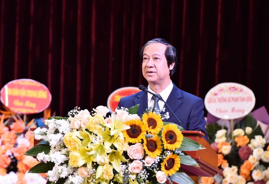Bộ trưởng Nguyễn Kim Sơn phát biểu.  