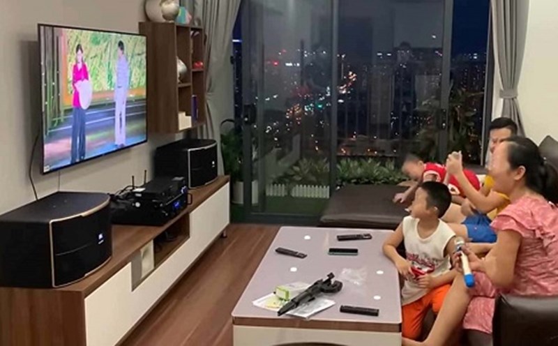 Hàng xóm hát karaoke gây ồn ào bị phạt tiền như thế nào?