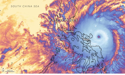 Dự báo bão gần Biển Đông cho thấy từ nay tới cuối năm có từ 13-16 cơn bão. Ảnh: NASA