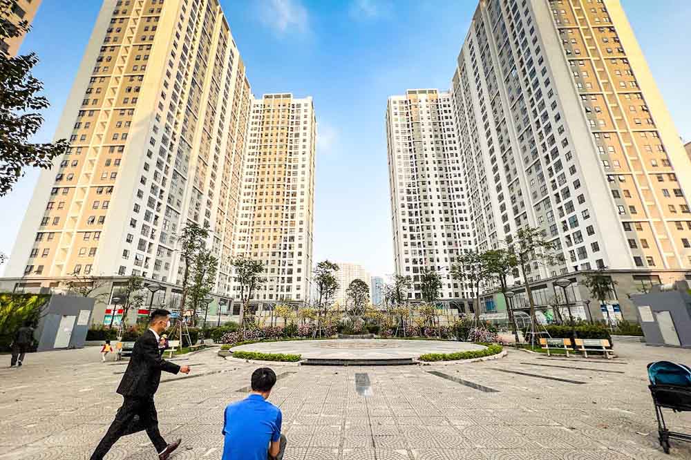 Chính phủ thông qua đề nghị Luật Kinh doanh bất động sản và Luật Nhà ở có hiệu lực sớm hơn 6 tháng. Ảnh: Hải Nguyễn
