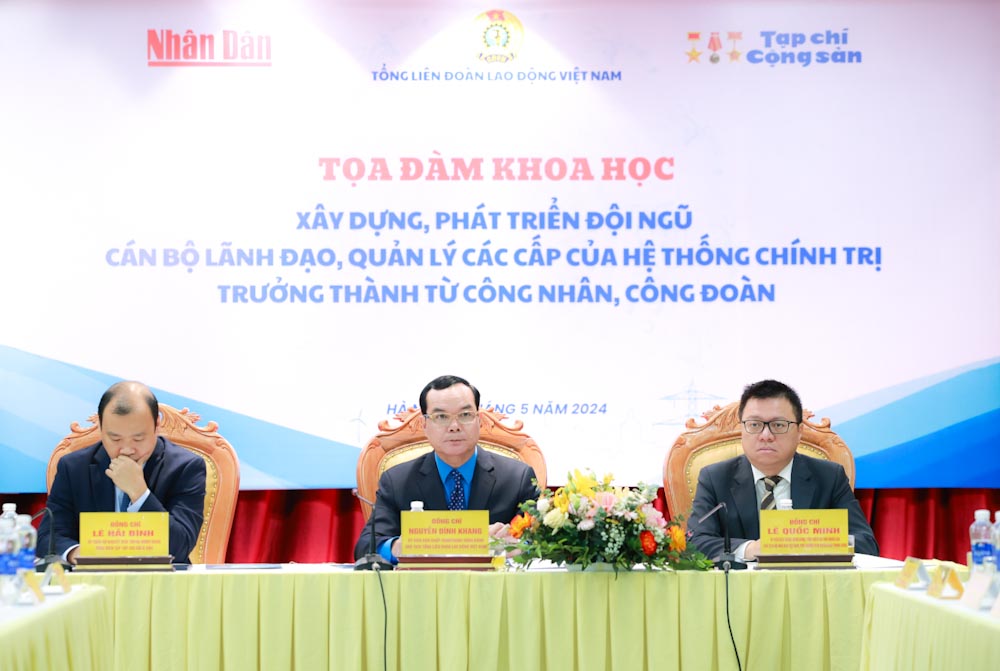 Tọa đàm diễn ra sáng 19.5. Ảnh: Hải Nguyễn