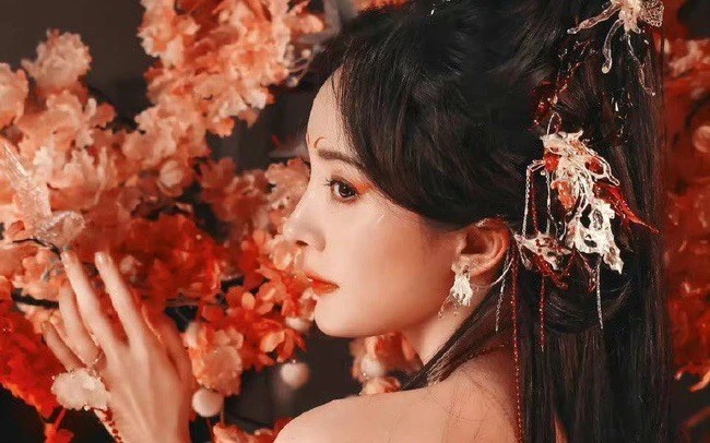 Phim "Hồ yêu Tiểu Hồng Nương" của Dương Mịch có thêm kỷ lục, sẽ lên sóng sớm
