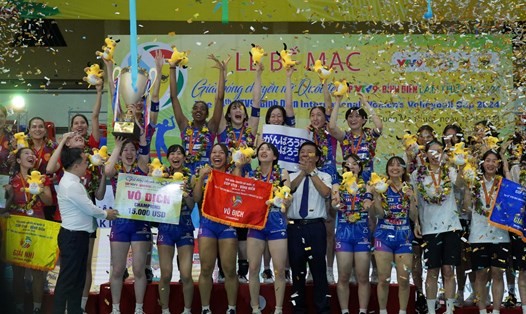 PFU Blue Cats lên ngôi vô địch giải bóng chuyền nữ quốc tế Cúp VTV9 - Bình Điền 2024. Ảnh: VFV