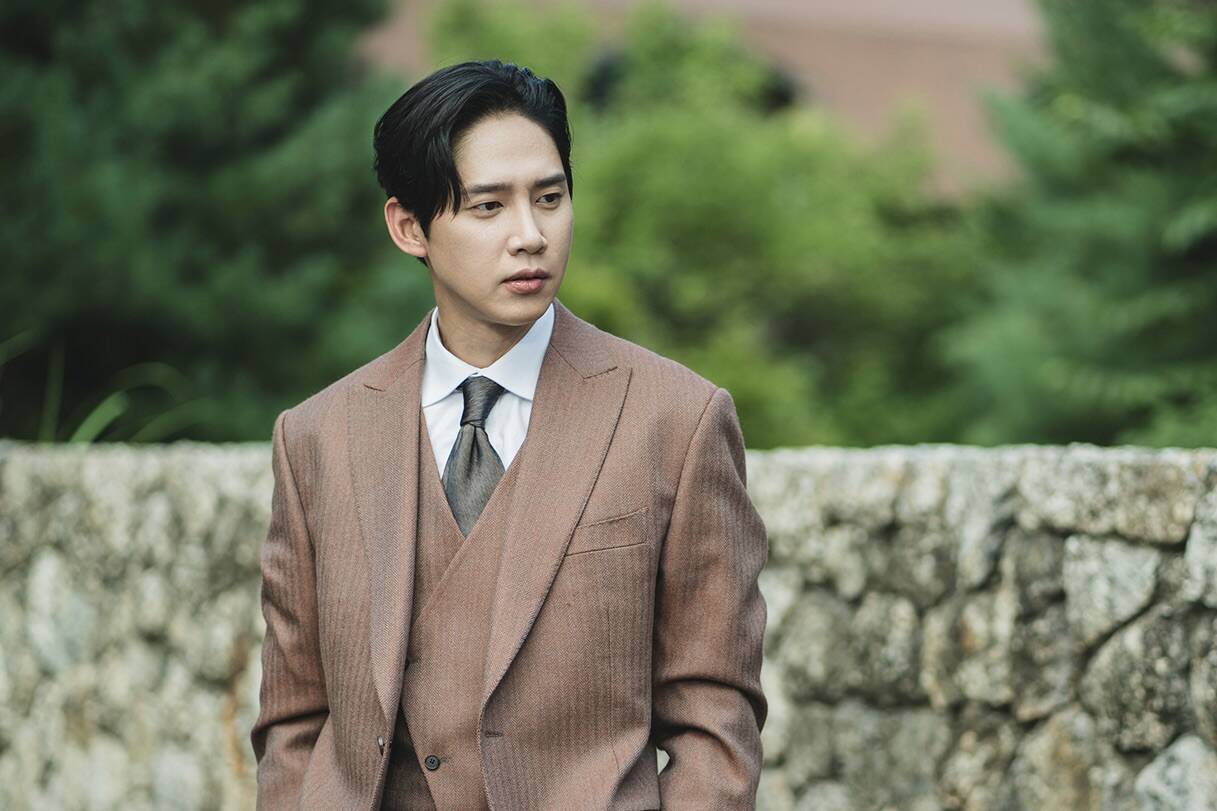 Nam diễn viên Park Sung Hoon đóng vai phản diện Yoon Eun Sung trong "Nữ hoàng nước mắt". Ảnh: Nhà sản xuất