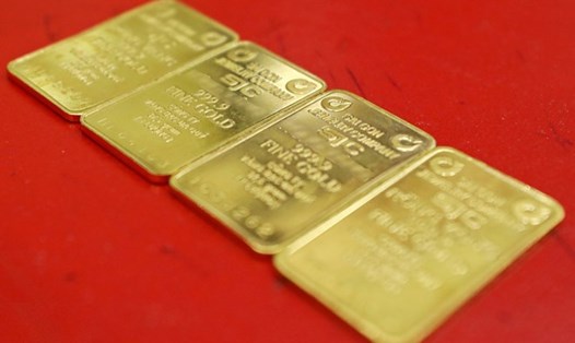 Ngân hàng Nhà nước sẽ tổ chức đấu thầu vàng với tổng 16.800 lượng vàng vào 09 giờ ngày mai (tức ngày 3.5). Ảnh: Phan Anh