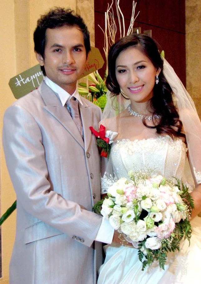 Hình cưới của diễn viên Đức Tiến và Hoa hậu Bình Phương. Ảnh: Facebook nhân vật.