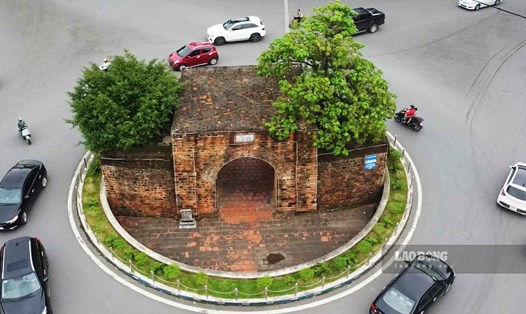 Di tích thành cổ nhà Mạc với tuổi đời gần 500 năm tọa lạc tại trung tâm TP Tuyên Quang. 