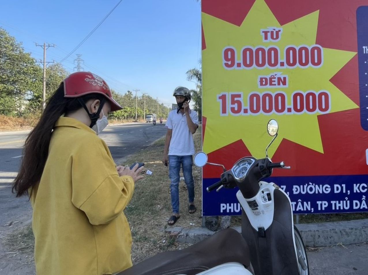 Người lao động tìm việc làm ở Khu công nghiệp Sóng Thần 3, thành phố Thủ Dầu Một, tỉnh Bình Dương. Ảnh: Đình Trọng