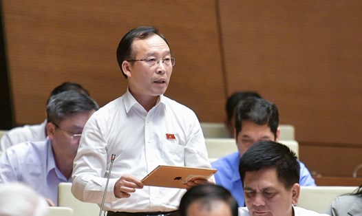 Đại biểu Trần Văn Tuấn – Đoàn ĐBQH tỉnh Bắc Giang phát biểu ý kiến. Ảnh: Quốc hội