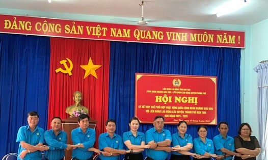 Hội nghị ký kết Quy chế phối hợp hoạt động giữa Công đoàn ngành Giáo dục tỉnh Kon Tum với Liên đoàn Lao động các huyện, thành phố Kon Tum giai đoạn 2023-2028. Ảnh: Minh Hoàng
