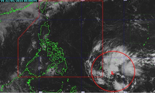 Áp thấp nhiệt đới gần Biển Đông có khả năng mạnh lên thành bão số 1 của mùa bão năm nay. Ảnh: PAGASA